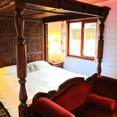 Villa Magpie 5 Hot Tub Huntersmoon-Warminster-Bath-Wiltshire Extérieur photo